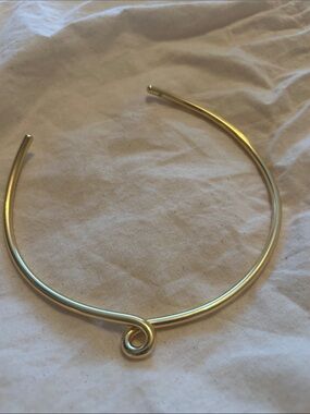 Minimalist Gold Twist Choker Necklace - Women's Jewelry